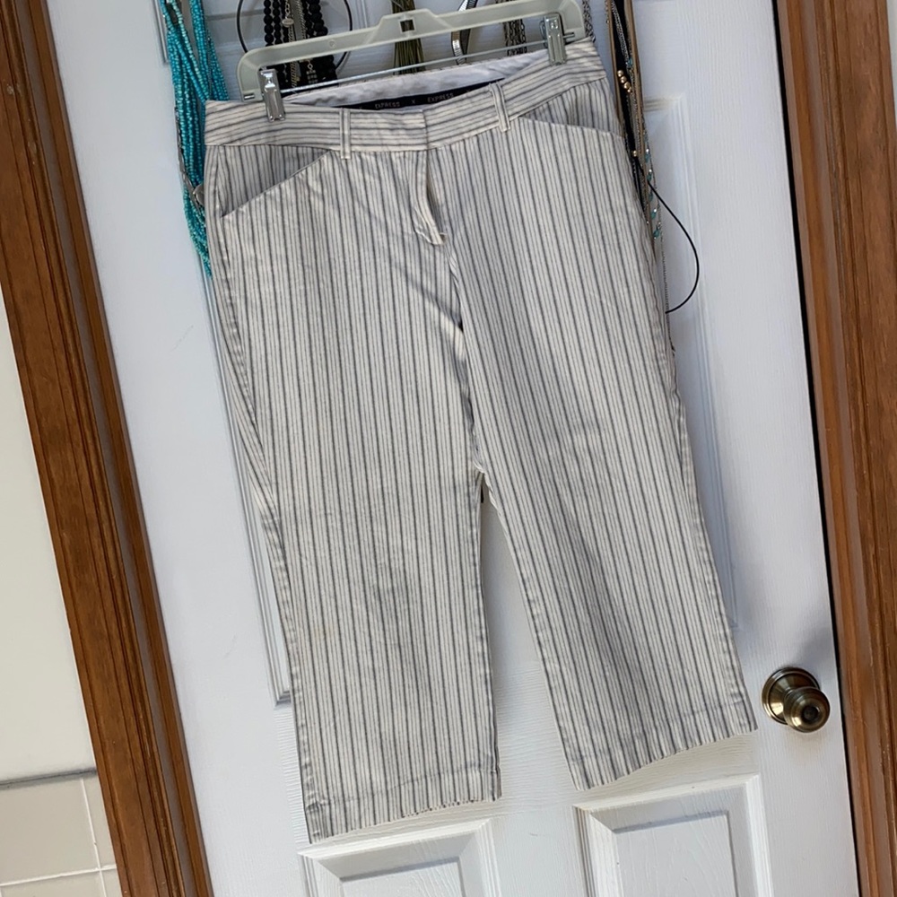 Cream and black capris